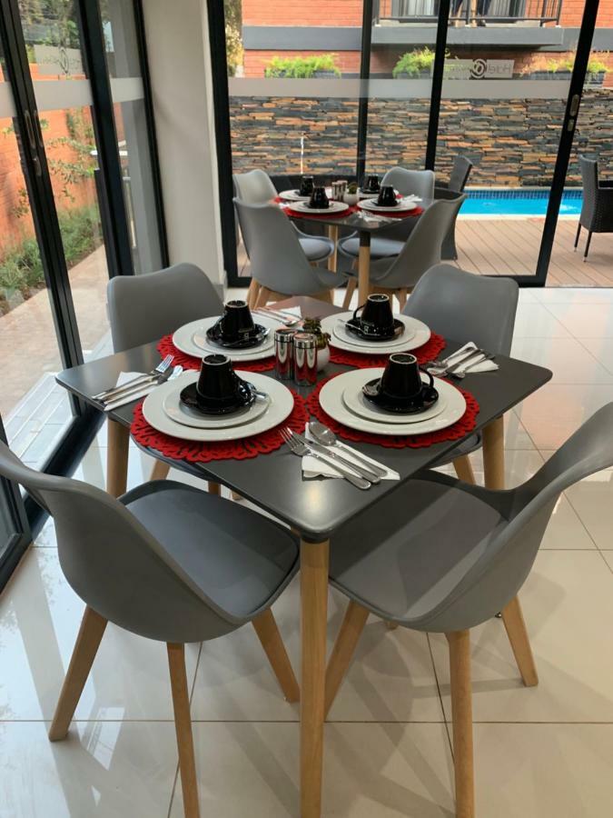 Hotel At Hatfield Apartments Pretoria-Noord Zewnętrze zdjęcie